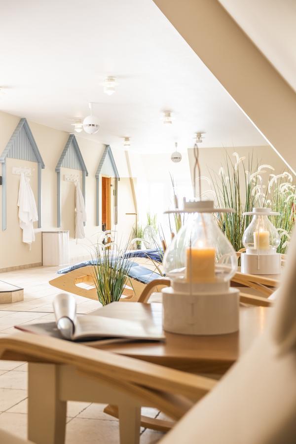 Hotel, Restaurant, Cafe Pharisaeerhof - Nordseeurlaub Mit Hund Нордштранд Экстерьер фото