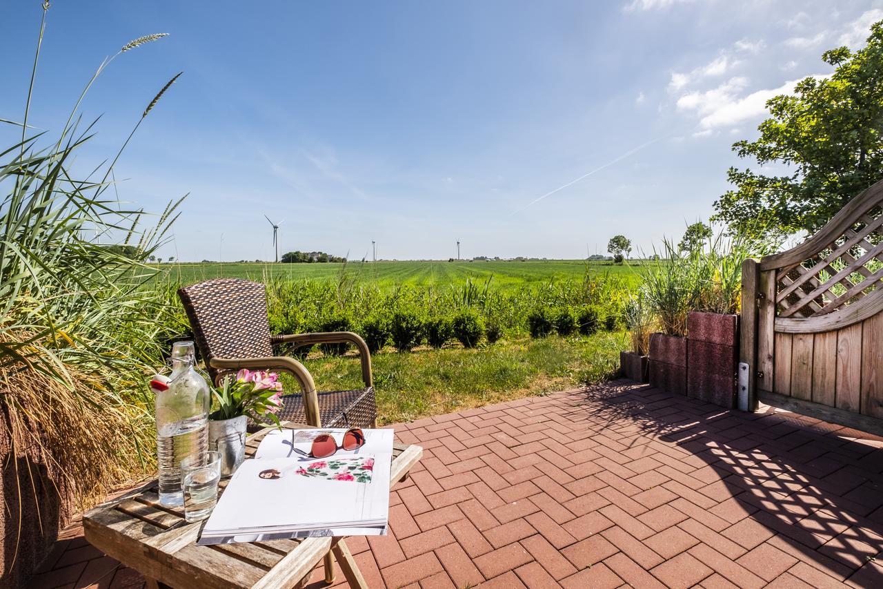 Hotel, Restaurant, Cafe Pharisaeerhof - Nordseeurlaub Mit Hund Нордштранд Экстерьер фото